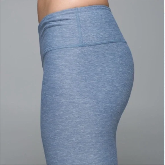 Lululemon Wunder Under Crop II *Full-On Luon - Picture 4 of 10